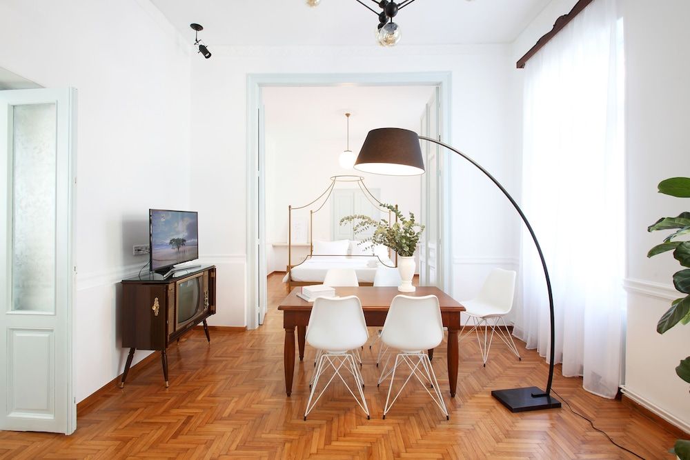 Live in Athens, Thiseio Historic House Superior Apartment (Since 1892, #12 #13 #14) 23