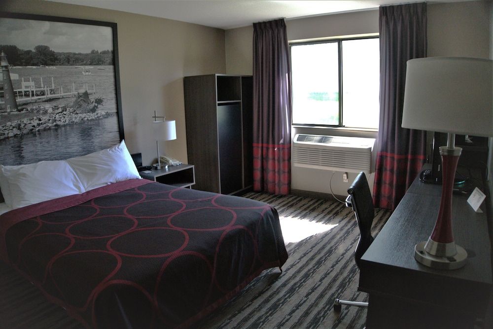 Room, 1 Queen Bed, Microwave