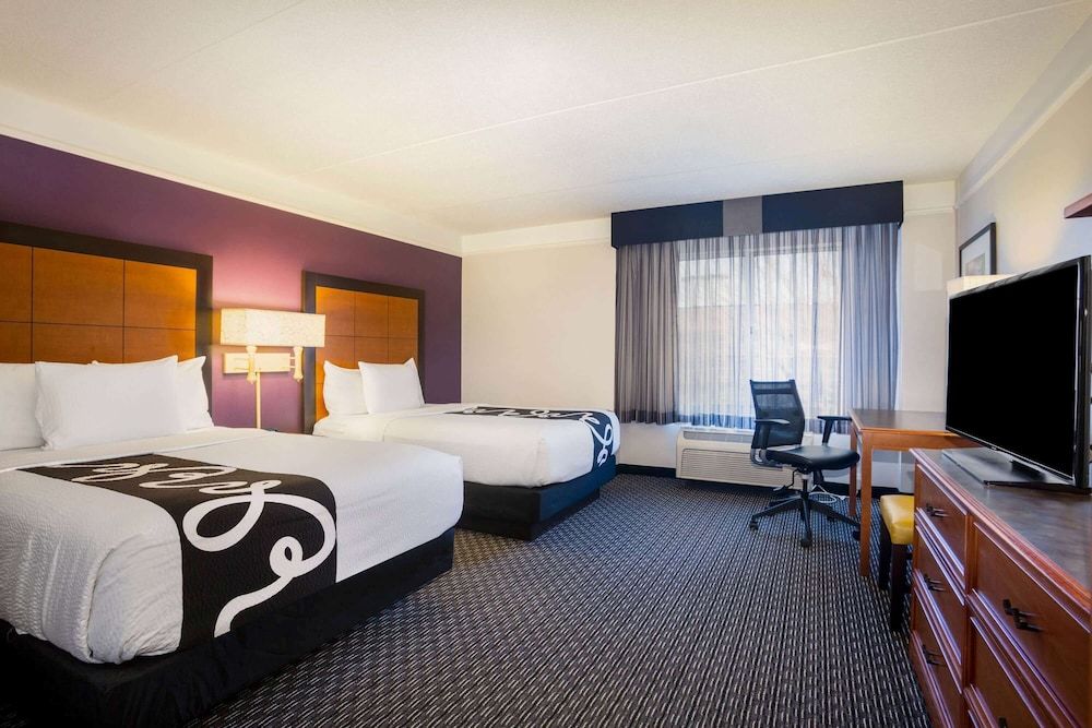 Deluxe Room, 2 Double Beds, Non Smoking