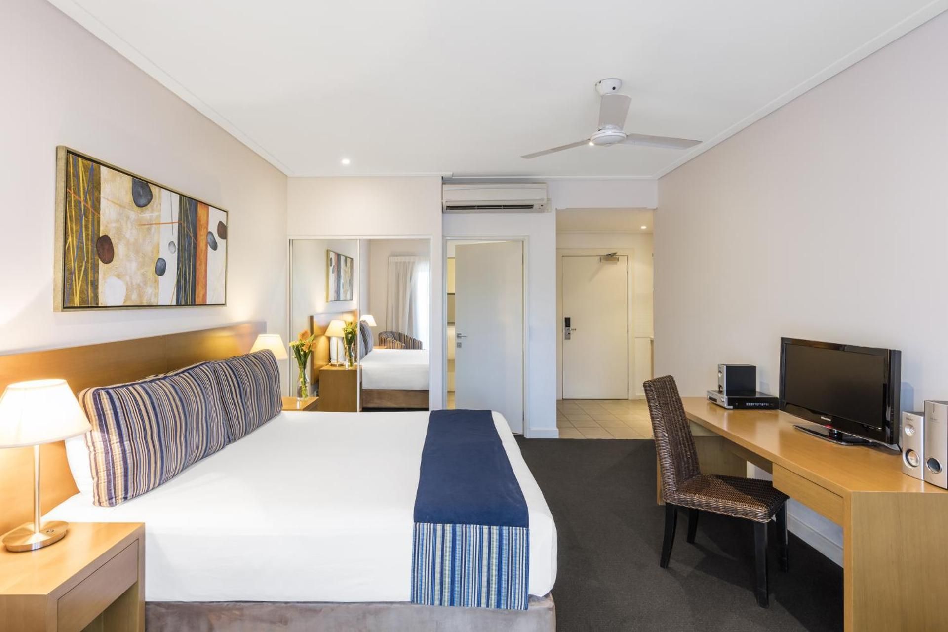 Oaks Broome Hotel Studio - No Housekeeping