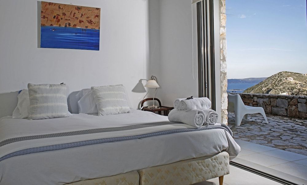 Superior House, 2 Bedrooms, Private Pool, Sea View