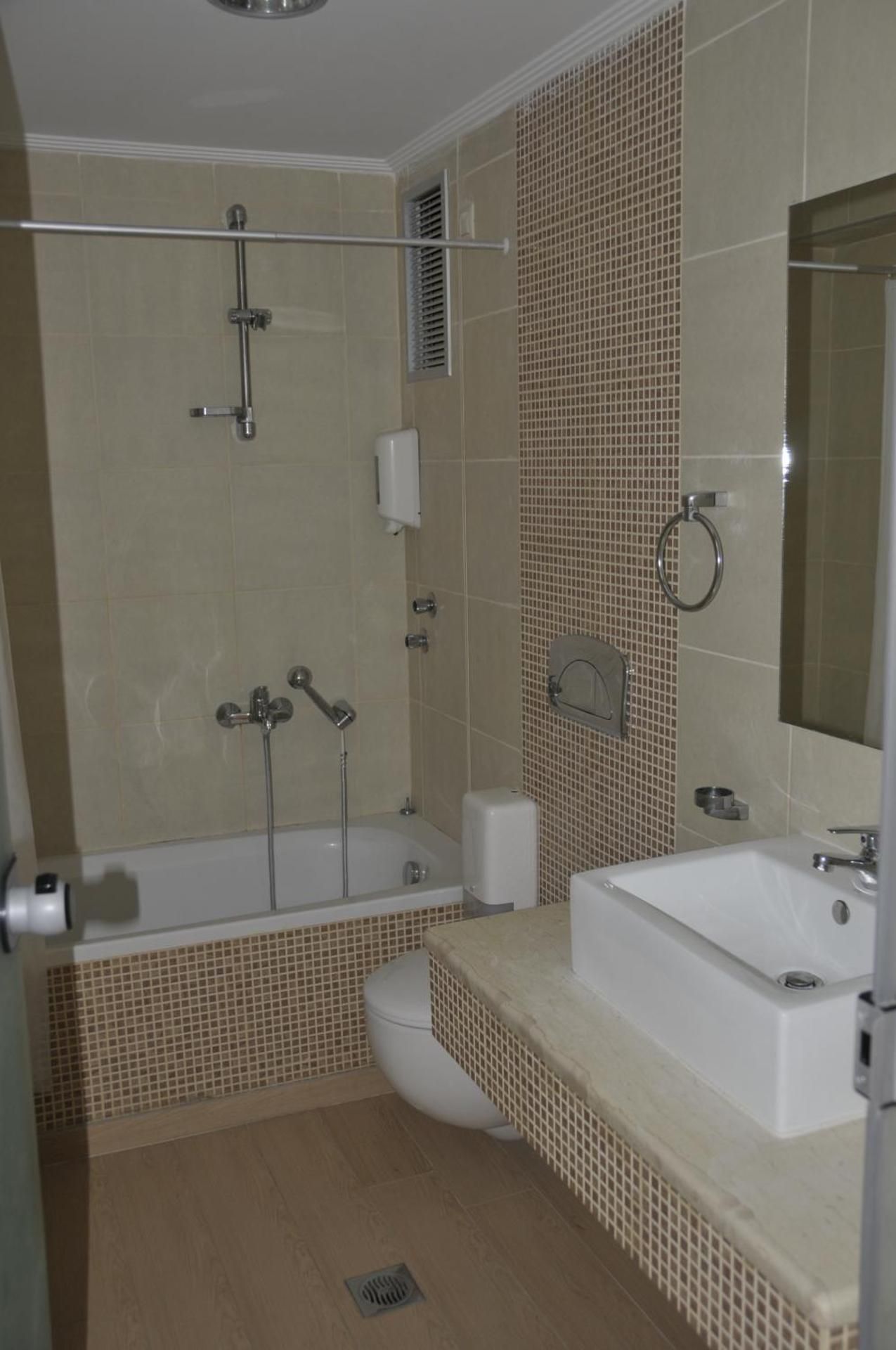 Two Room Apartment Suite with Sea View and Pool View (6 Adults)