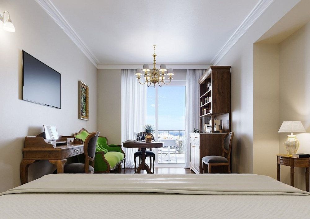 Legacy Gastro Suites EL Suite Sea View 6