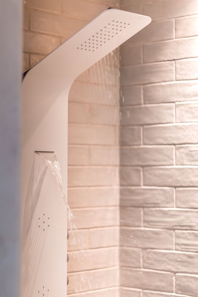 Legacy Gastro Suites EL Suite Sea View 4