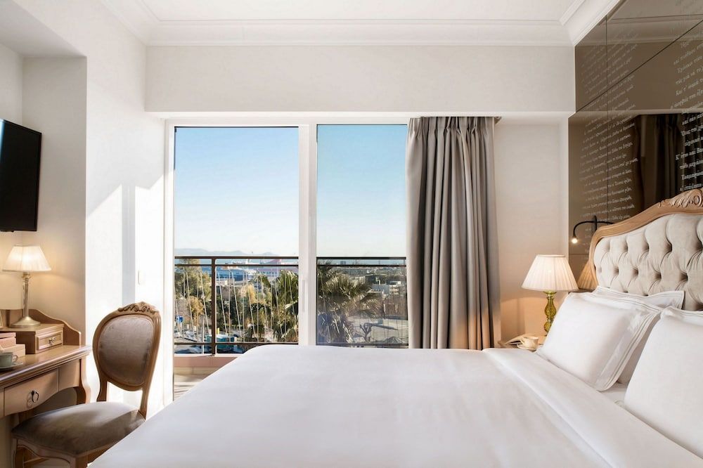 Legacy Gastro Suites V Suite Sea View