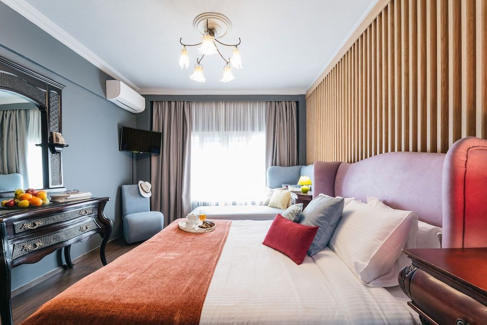 undefined Ladadika Design 2