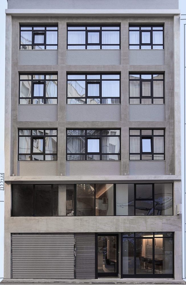 undefined The Artist Athens 7