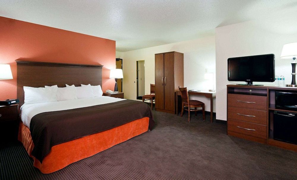 Premier Suite, 1 King Bed, Non Smoking (One-Bedroom)