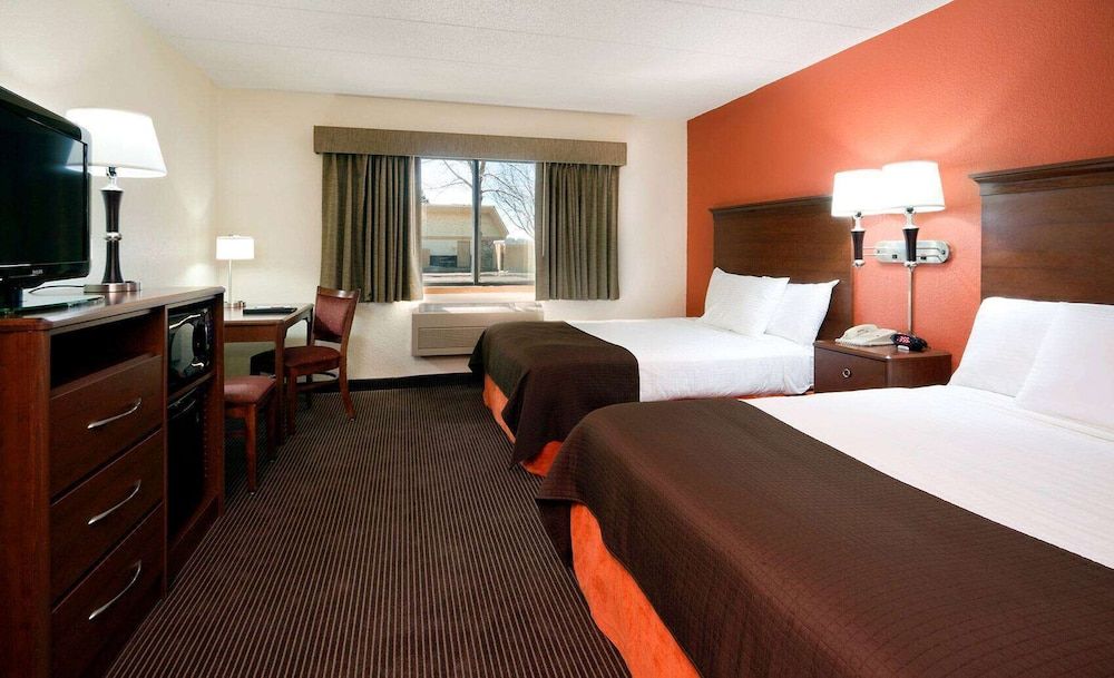Room, 2 Queen Beds, Accessible, Non Smoking