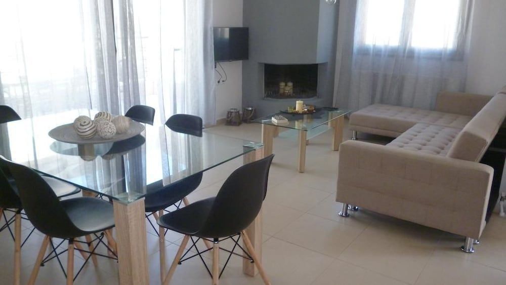 House, 3 Bedrooms