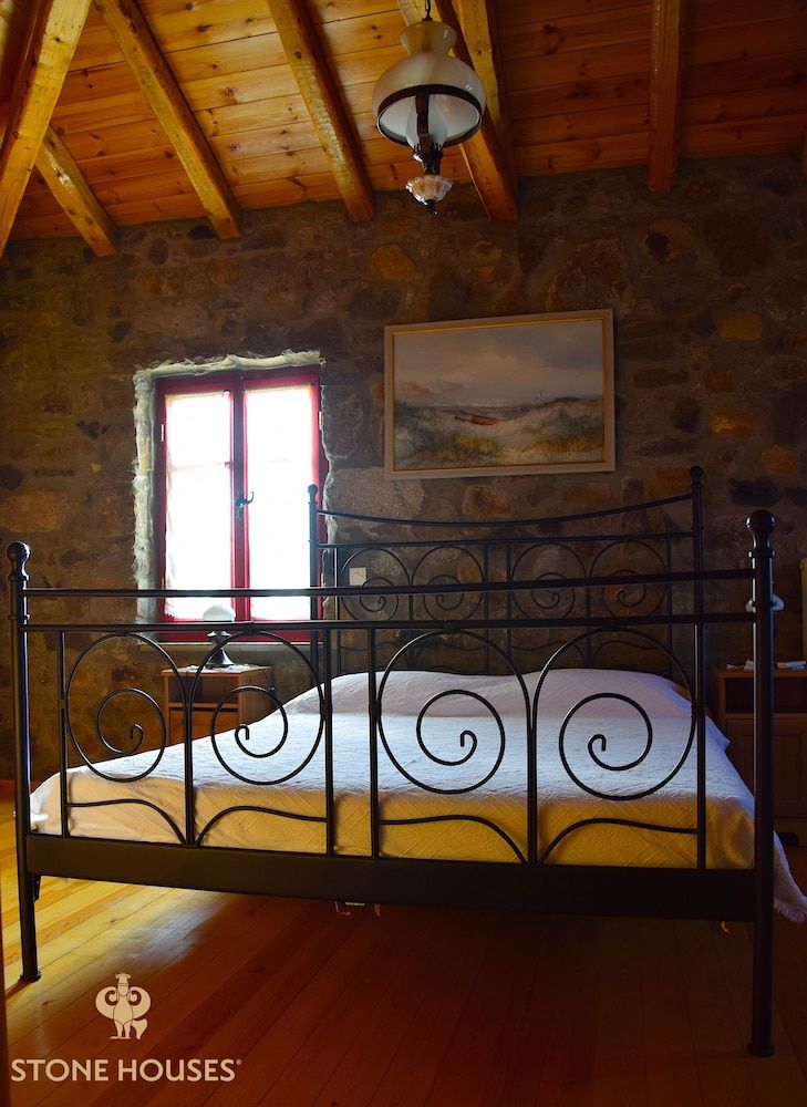 Apartment (Iliofotisti)