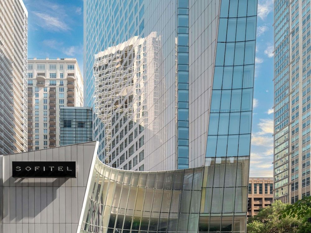 undefined Sofitel Chicago Magnificent Mile