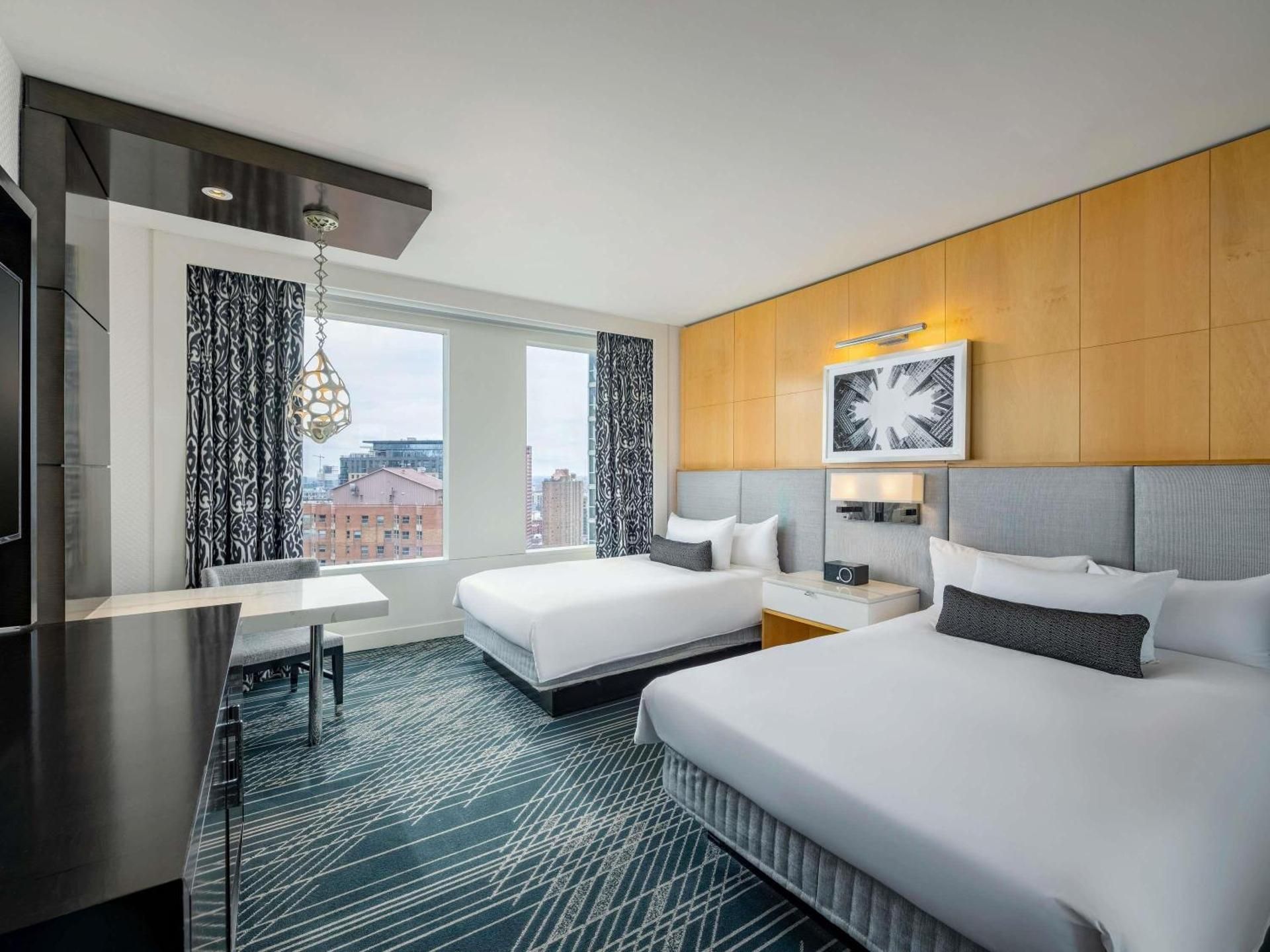 Superior Double Room with Two Double Beds and Accessible Tub