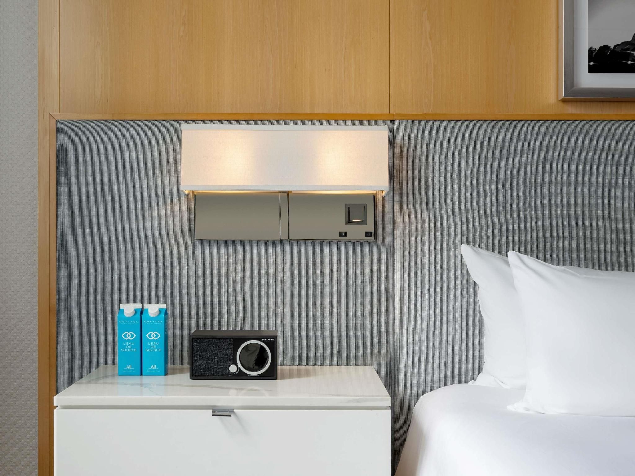 undefined Sofitel Chicago Magnificent Mile 6