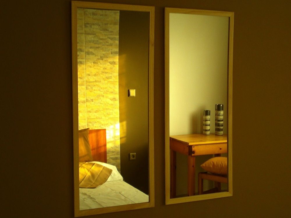 Basic Triple Room