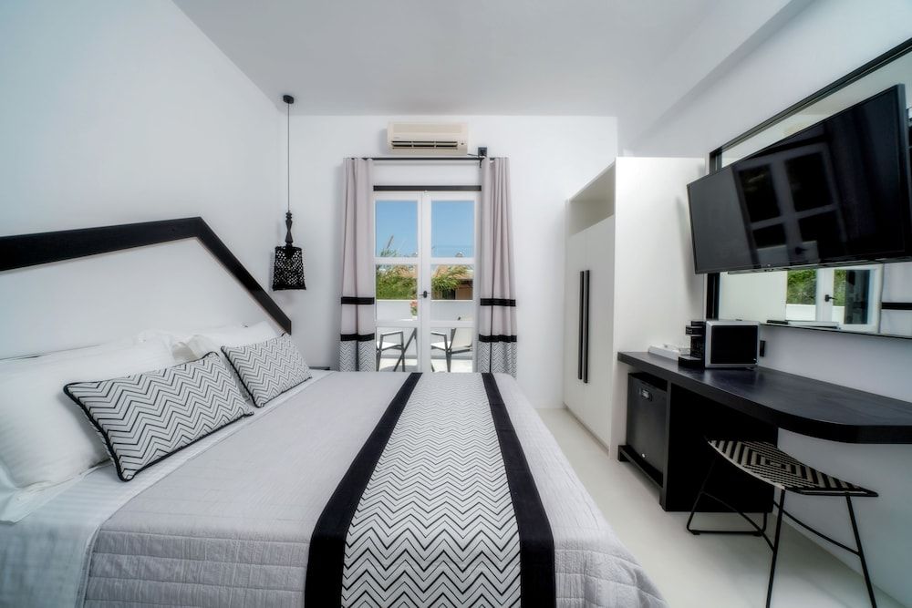 Divelia Comfort Double or Twin Room, 1 King Bed, Non Smoking 4