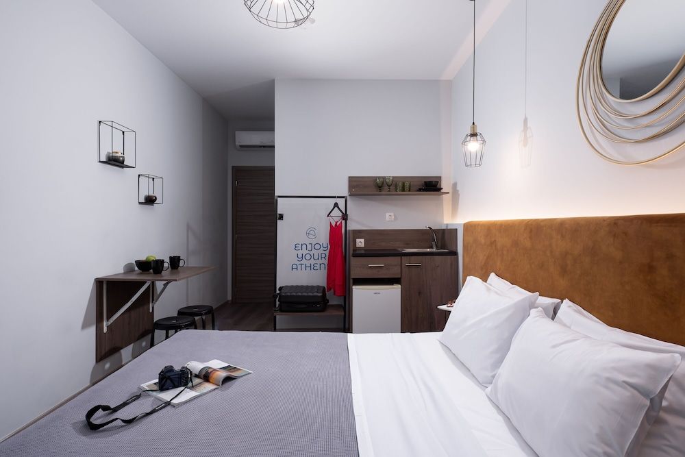 Enattica Monastiraki Living Studio 8