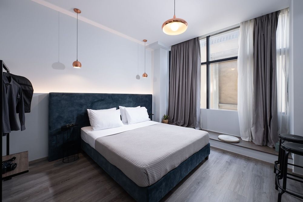 Enattica Monastiraki Living Studio 12