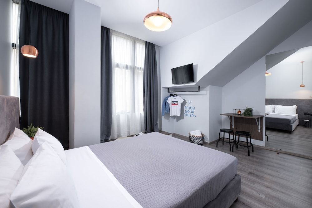 Enattica Monastiraki Living Studio 5