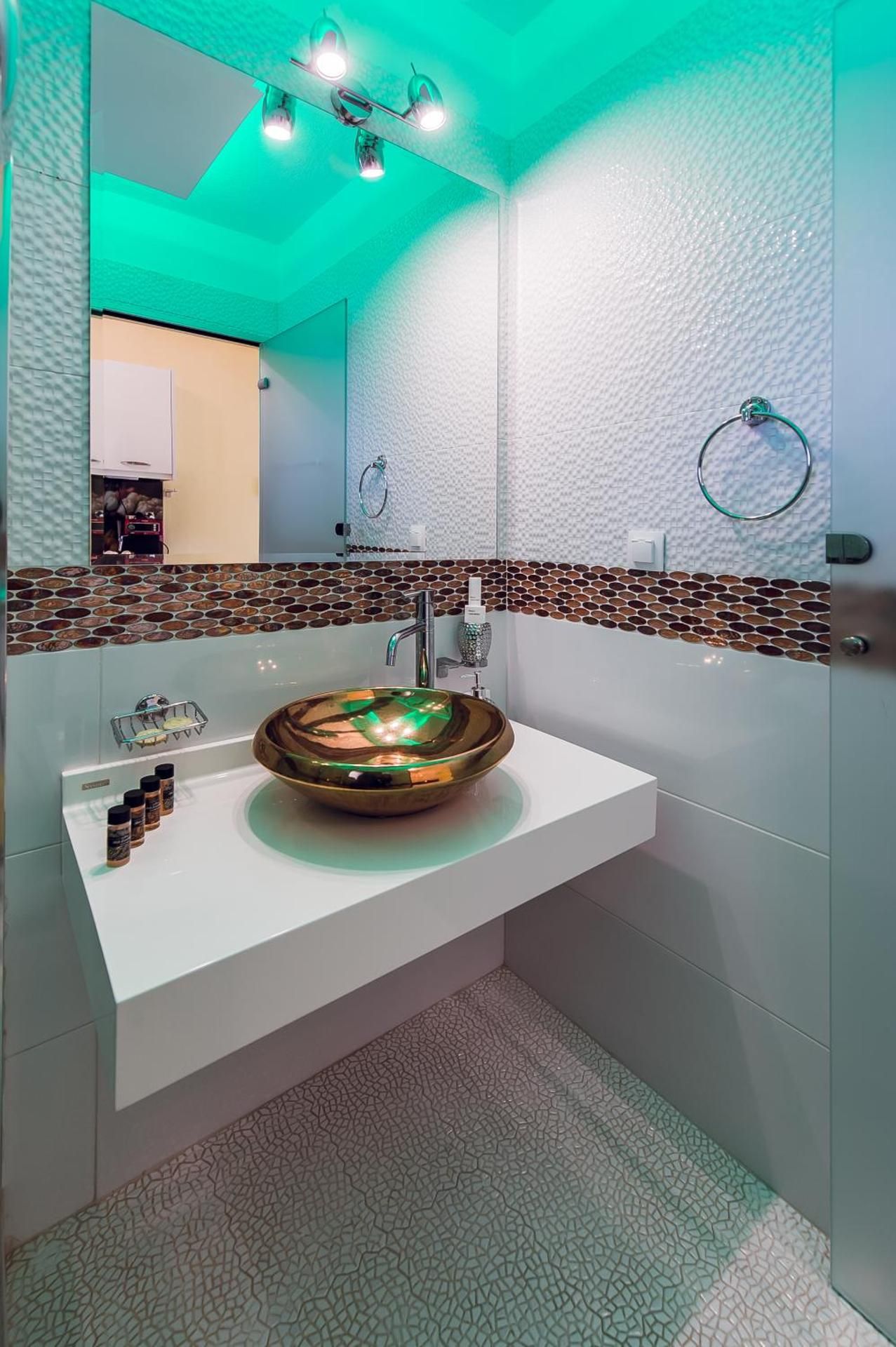 Luxury Suite - Split Level