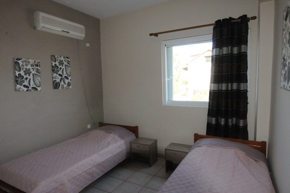 Apartment, 3 Bedrooms, Sea View, Ground Floor
