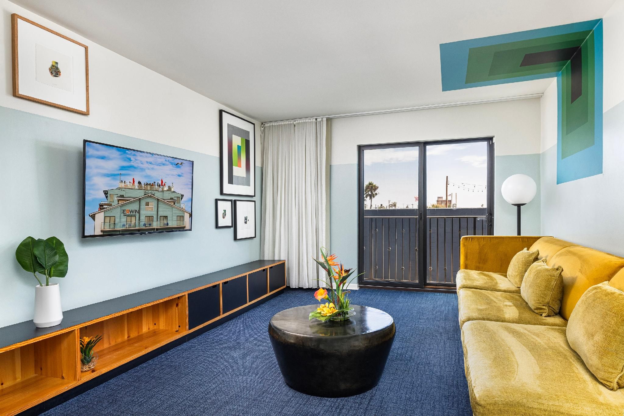 Hotel Erwin Venice Beach City View King Suite 3