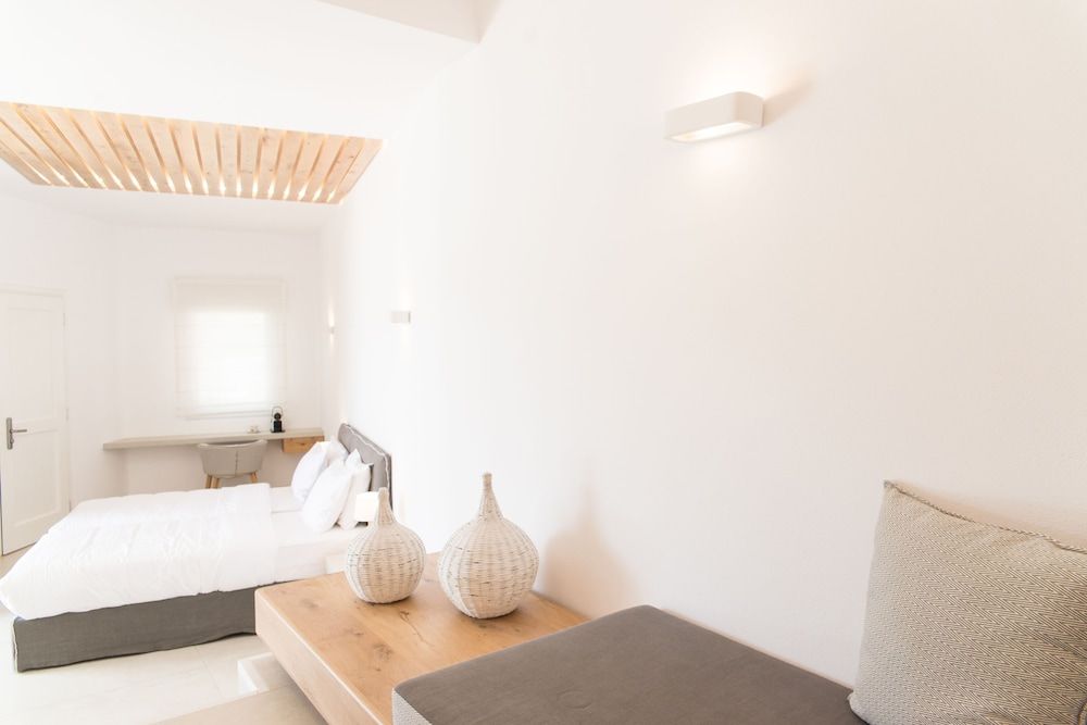 undefined Super Paradise Hotel 7