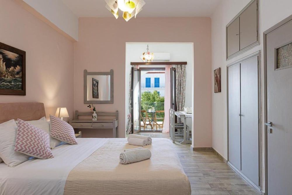 Kasteli Studios & Apartments