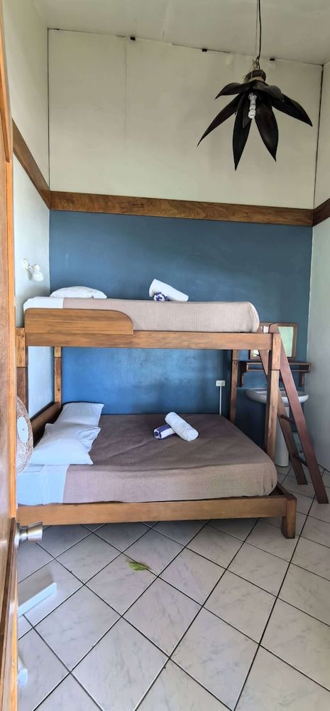 Hideaway Island Resort Twin Share Room (Shared Facilities)