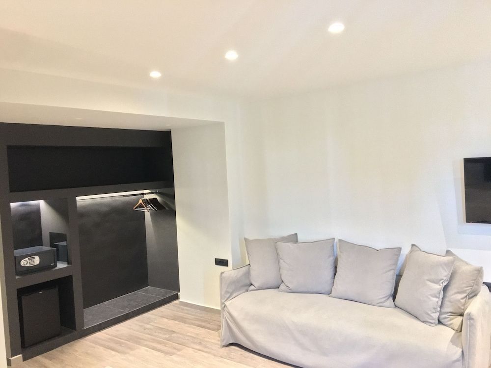 Athens Coast Hotel Deluxe Double or Twin Room 6