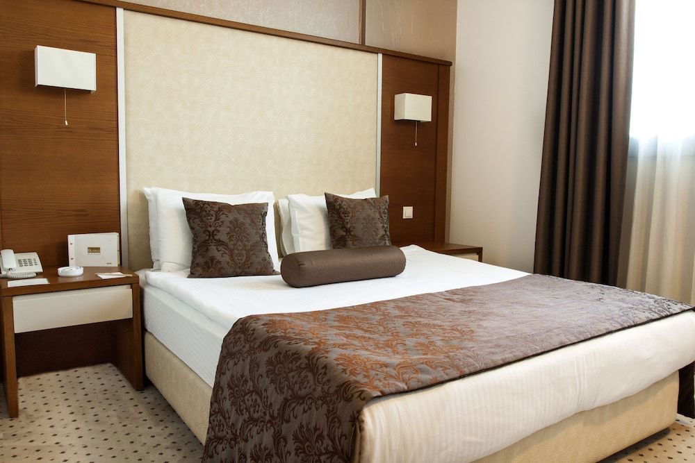 undefined Blanca Hotel 9