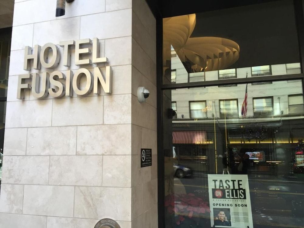 undefined Hotel Fusion 8