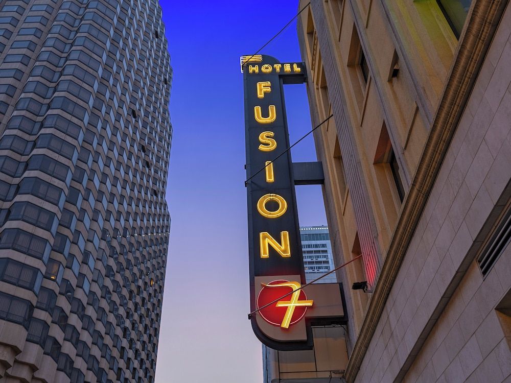 undefined Hotel Fusion 10