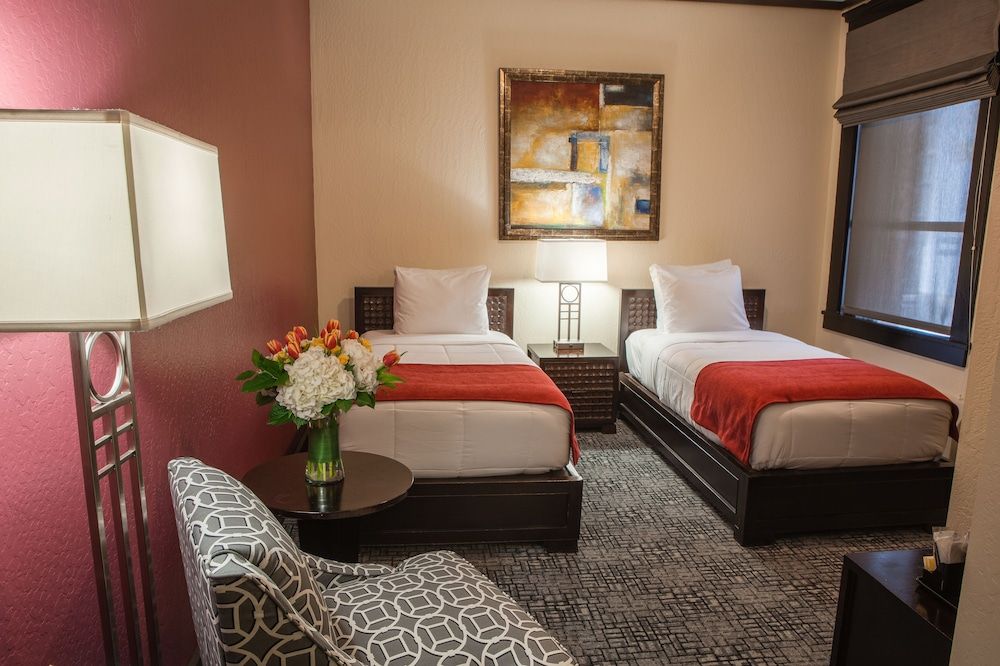 undefined Hotel Fusion 8