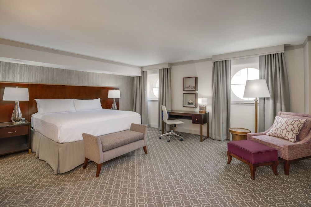 Junior Suite, 1 King Bed
