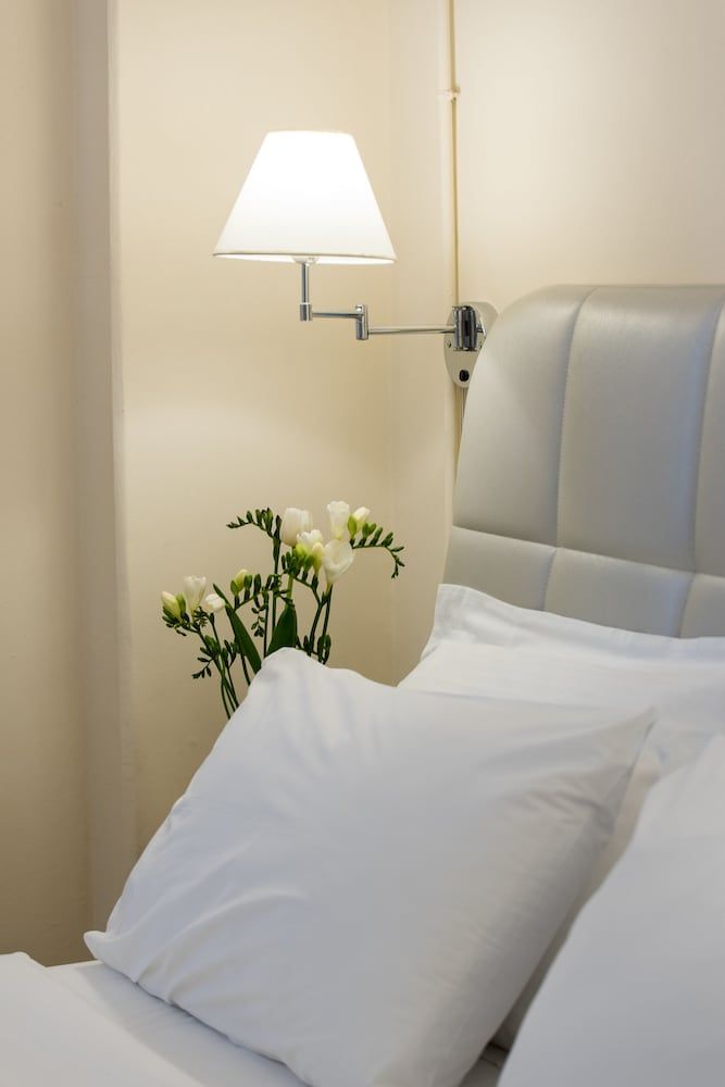 Old Town Inn Standard Double Room 4