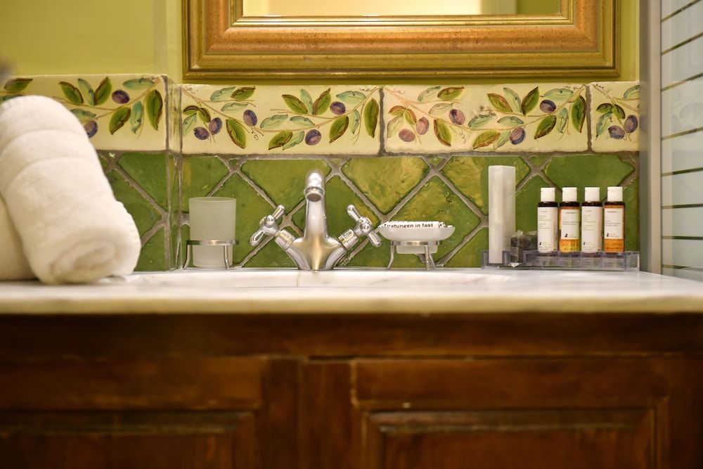 Angelica Boutique Hotel Superior Family Suite, Balcony 7