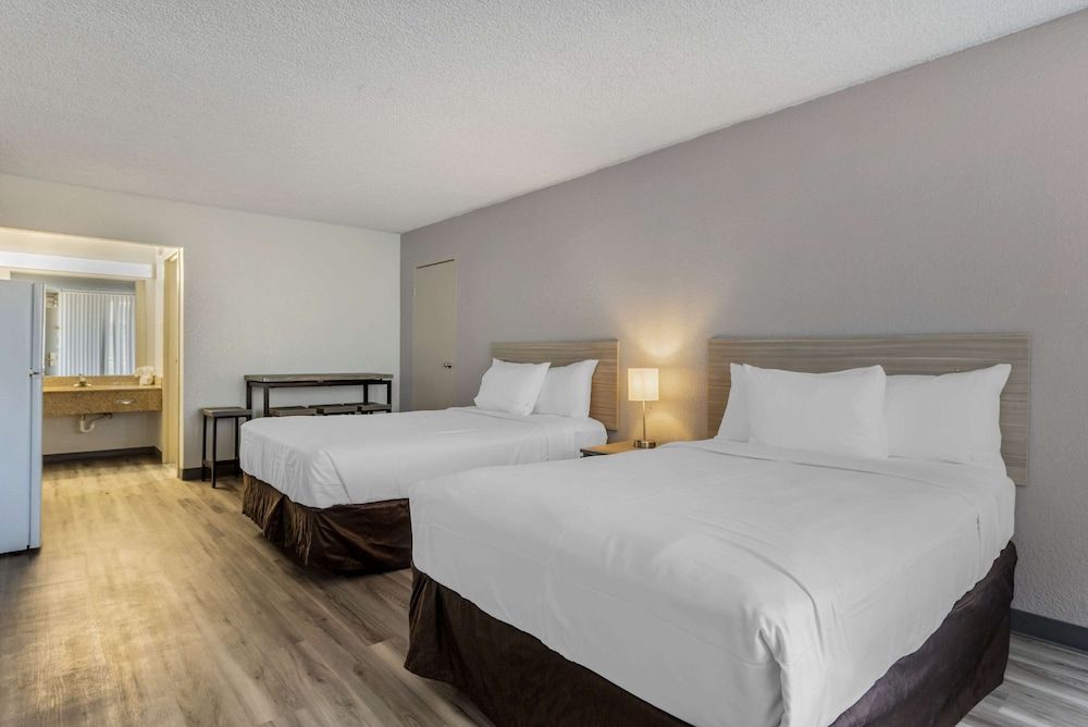 Standard Room, 1 Double Bed, Accessible, Non Smoking