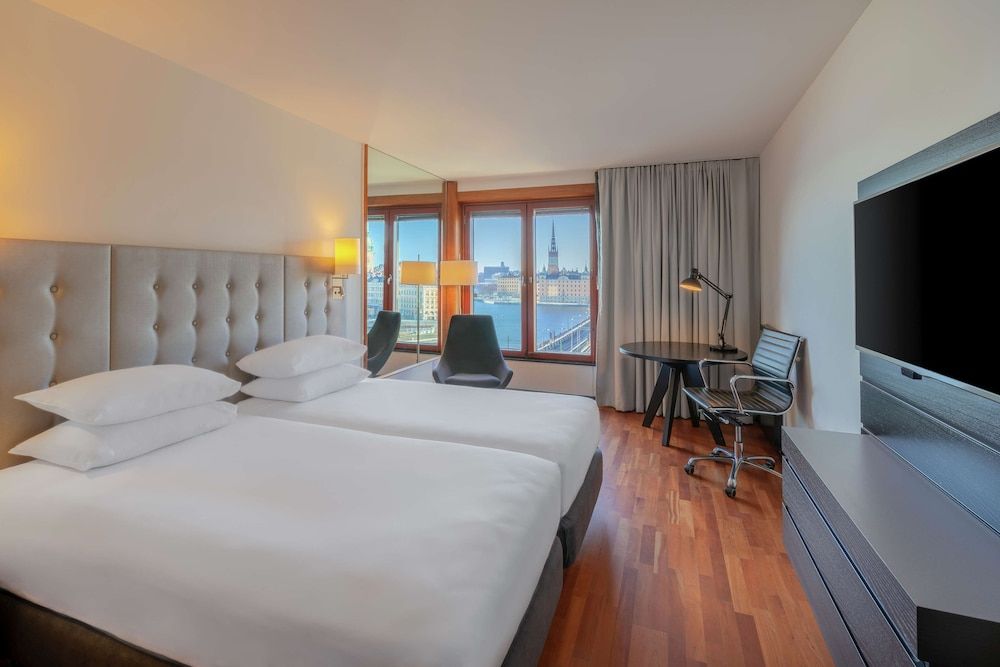 Deluxe Room, 1 King Bed, Sauna
