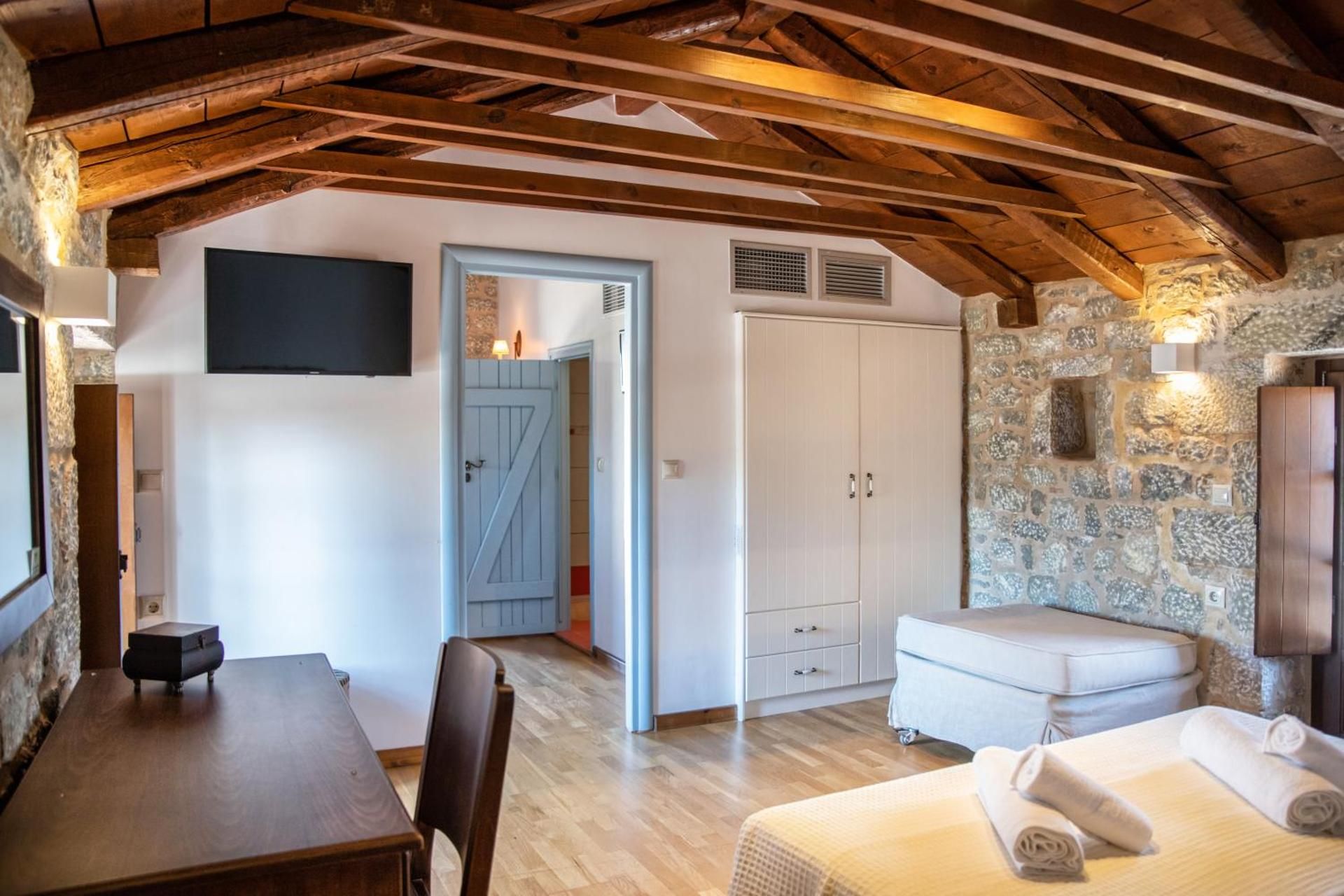 Suite with City View