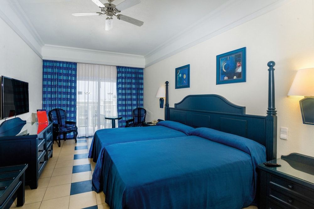 Double Room, Ocean View (B2C-CA)