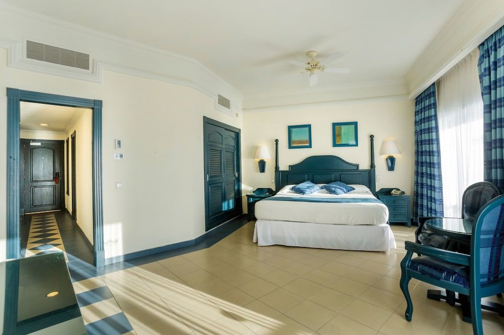 Junior Suite, Ocean View (U)