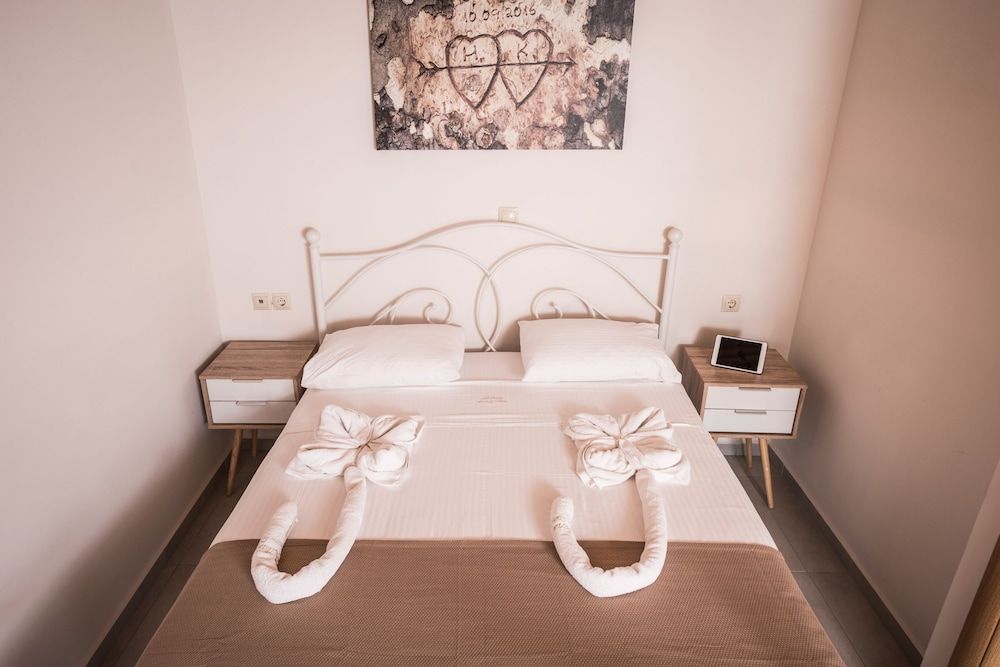 Athina Apartments Apartment, 2 Bedrooms, Balcony, Sea View 33