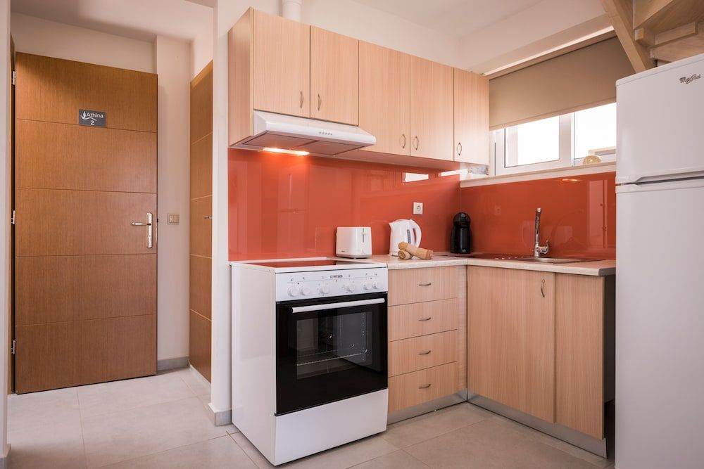 Athina Apartments Apartment, 2 Bedrooms, Balcony, Sea View 16