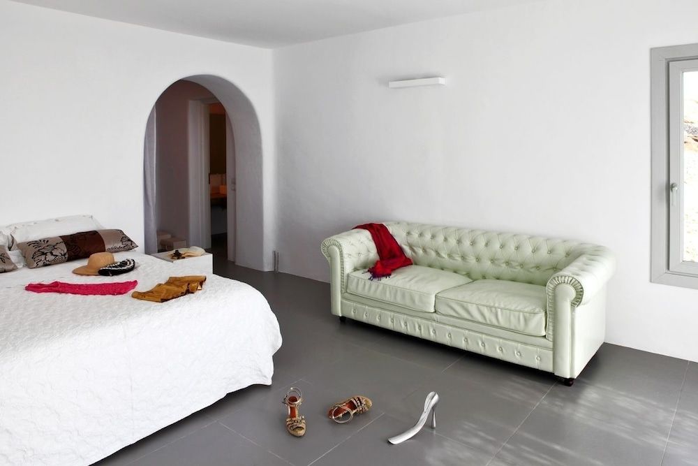 Villa DeLucien Villa, Sea View 2