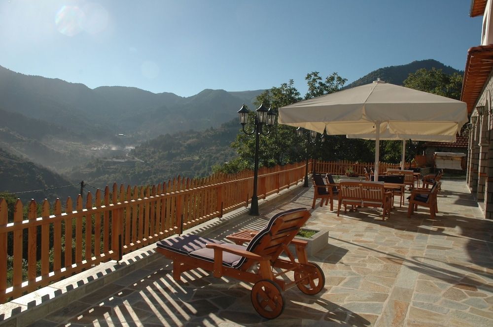 Archontiko Metsovou Boutique Hotel Family Room, Fireplace (Spa bath) 5