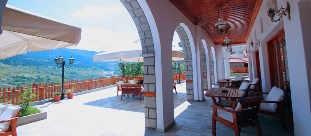 Archontiko Metsovou Boutique Hotel Family Room, Fireplace (Spa bath) 8