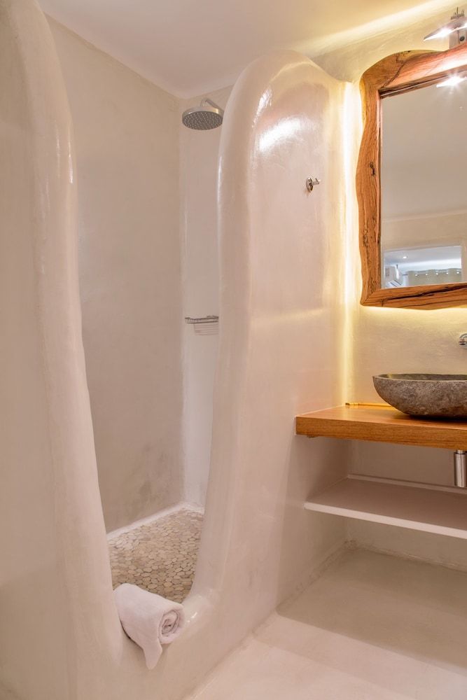 Villa Elina Suites And More Deluxe Studio (Ground Floor, 2 Adults) 6