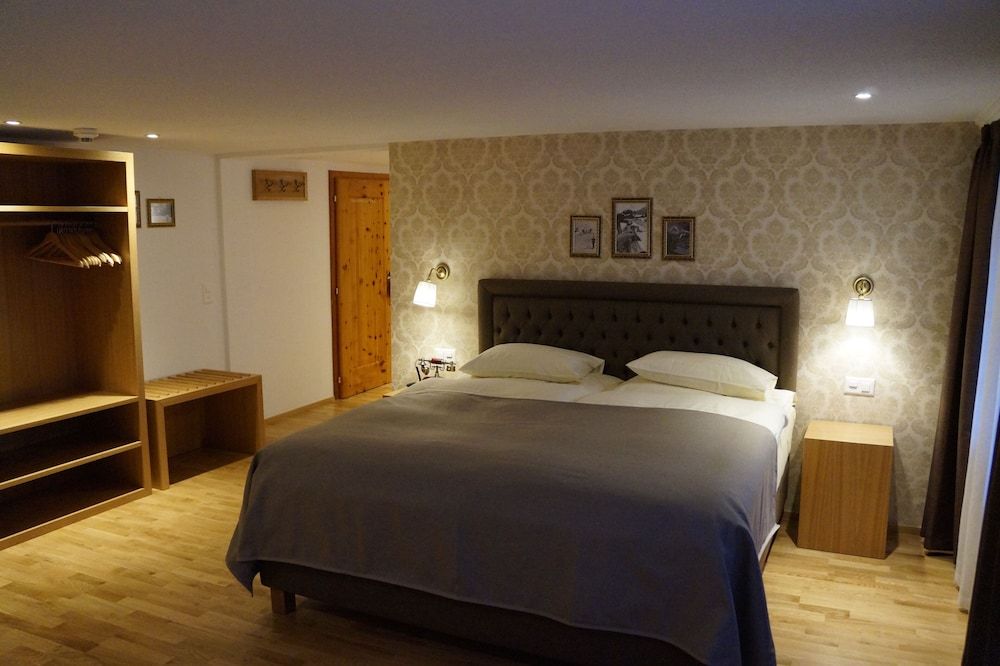 Hotel Walliserhof Zermatt Family Suite 3