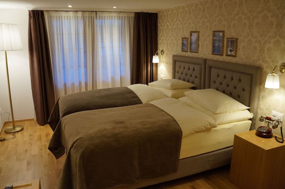 Hotel Walliserhof Zermatt Family Suite 4